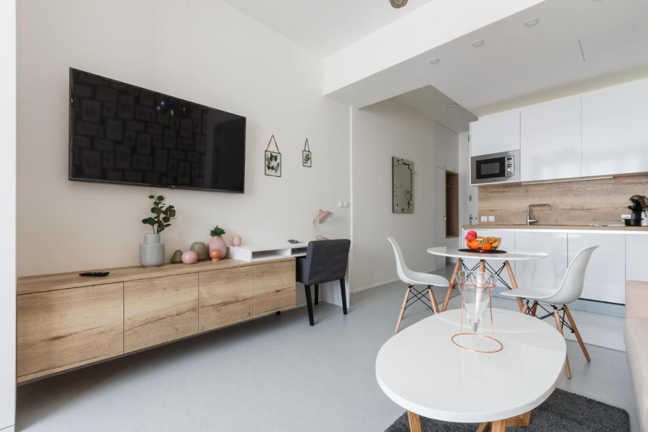 Designer Studio In New Town By Prague Days Apartment ภายนอก รูปภาพ